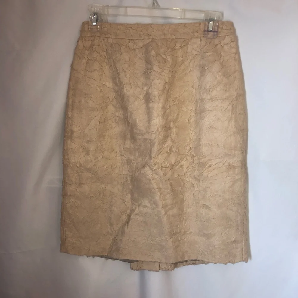 Max Azria Textured Woven Rayon Skirt Size 2